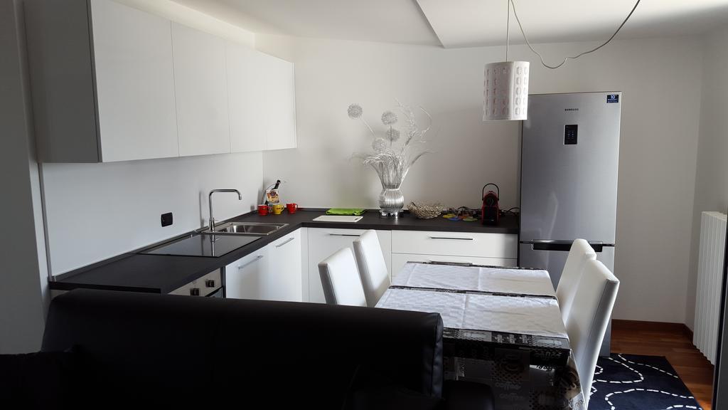 New Luxury Attic Santa Giulia Expo Leilighet Milano Rom bilde