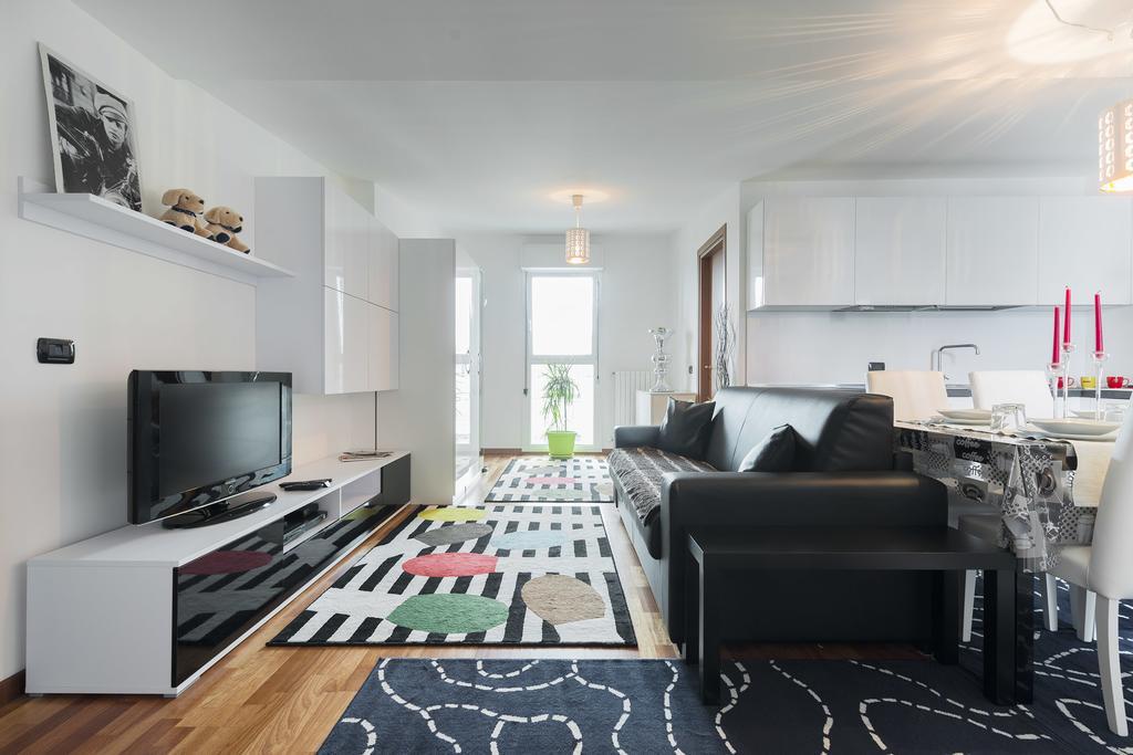 New Luxury Attic Santa Giulia Expo Leilighet Milano Eksteriør bilde
