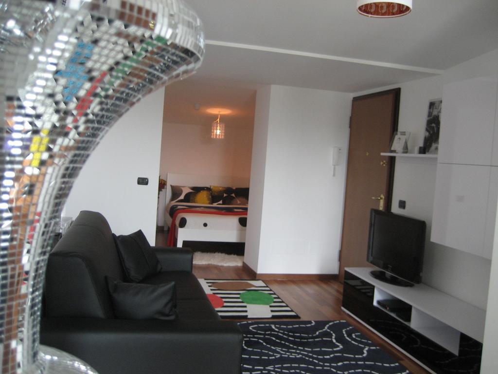 New Luxury Attic Santa Giulia Expo Leilighet Milano Rom bilde